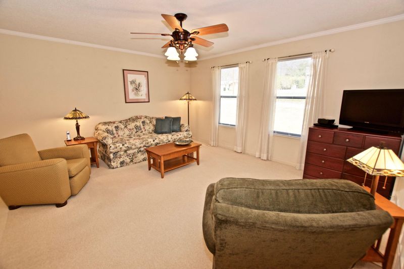 2815 Big Bend Dr, Maryville, TN 37803