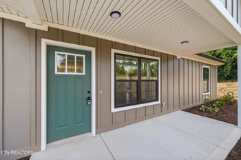 2816 Holiday Hills Rd, Kodak, TN 37764