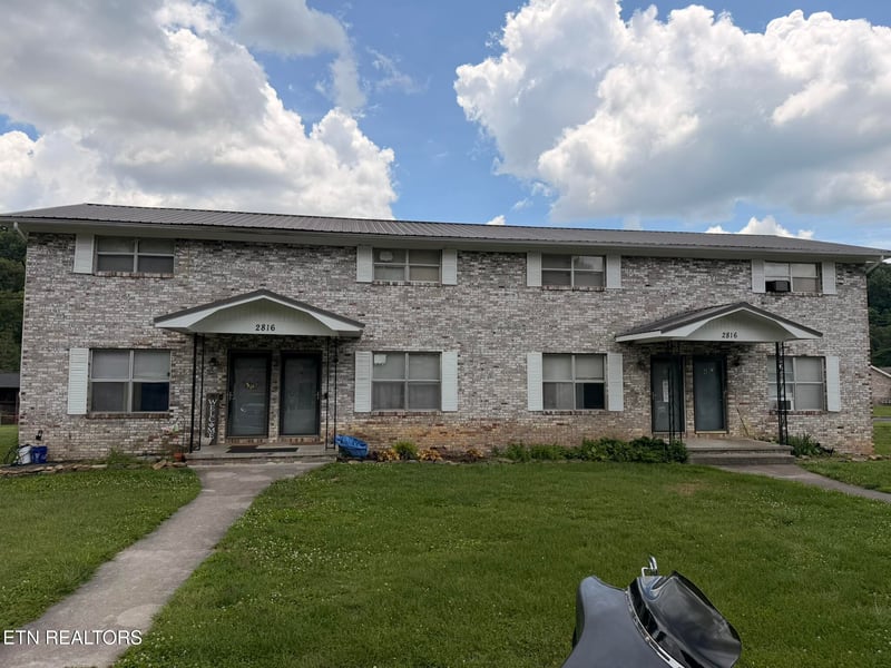 2816 NE Colt Dr, Knoxville, TN 37918