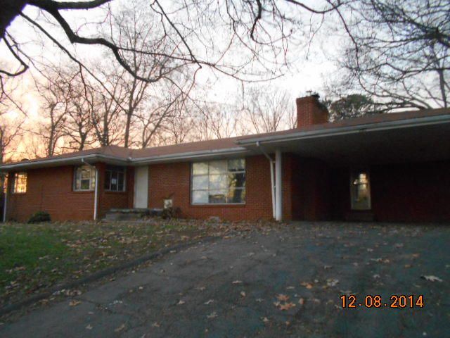 2817 Thomas Dr, Maryville, TN 37804