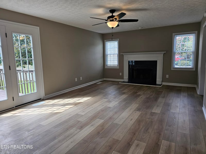 2818 Fawnridge Ln, Knoxville, TN 37938