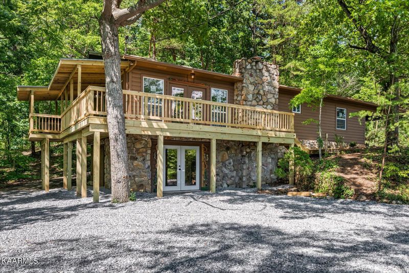 2819 Pine Haven Dr, Sevierville, TN 37862