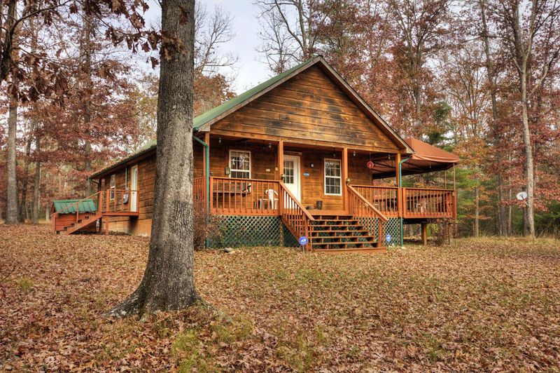 282 Anthony Rd, Sunbright, TN 37872