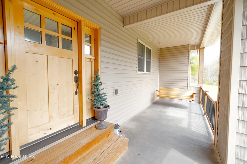 282 Bush Rd, Clinton, TN 37716