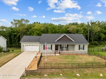 282 Deerfield Rd, Crossville, TN 38555