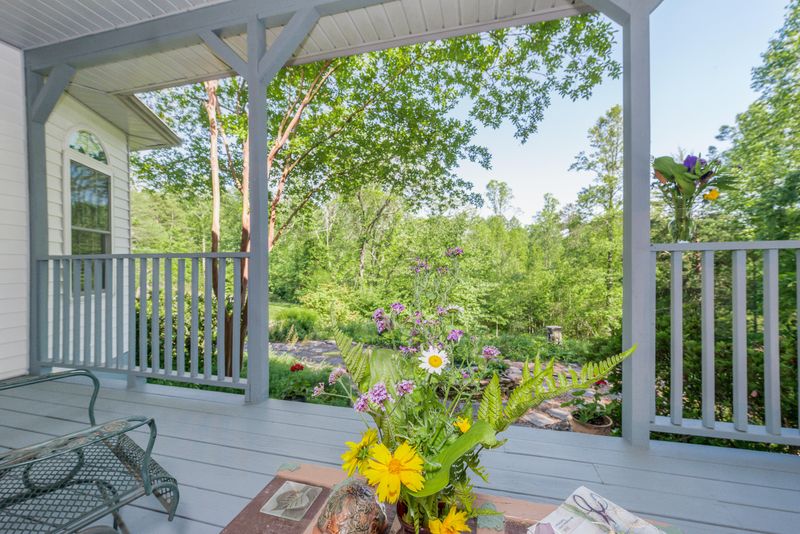 282 Hackworth Ln, Clinton, TN 37716