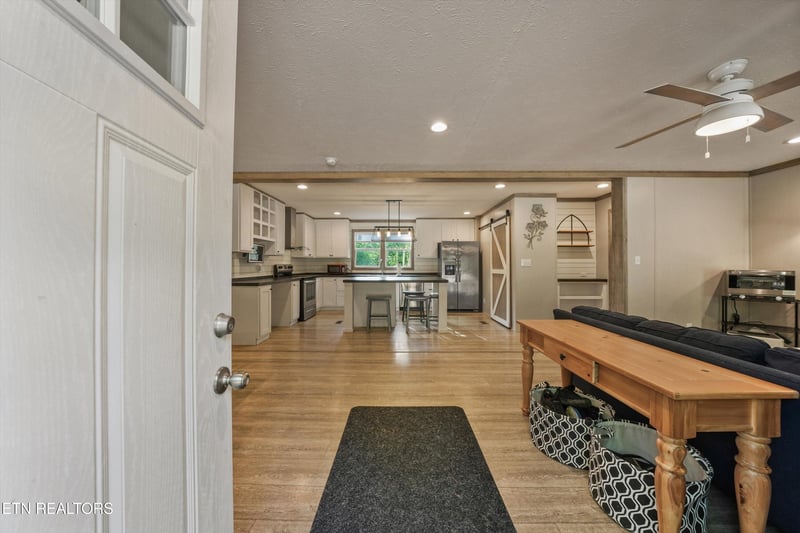 282 Lawhon Farm Rd, Loudon, TN 37774