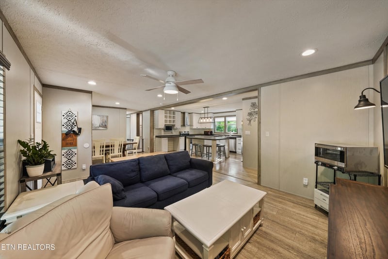 282 Lawhon Farm Rd, Loudon, TN 37774