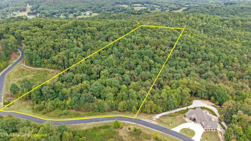 282 W Mountain Dr, Rockwood, TN 37854