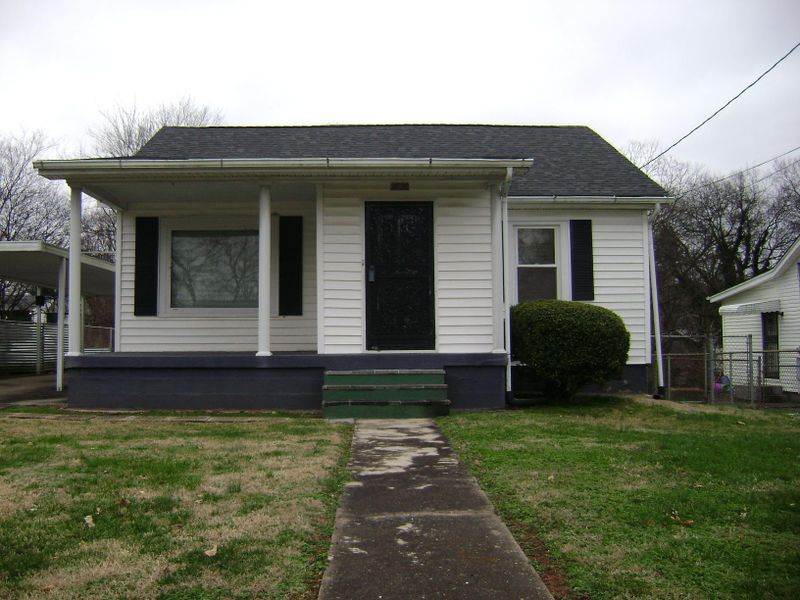 2820 Dodd St, Knoxville, TN 37920