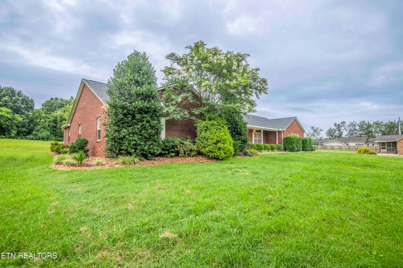 2820 Gray Hendrix Rd, Knoxville, TN 37931