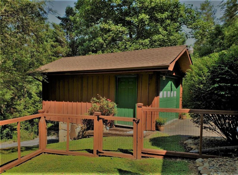 2823 Bramblebrook Way, Sevierville, TN 37876