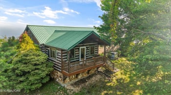 2825 Top Rd, Sevierville, TN 37876