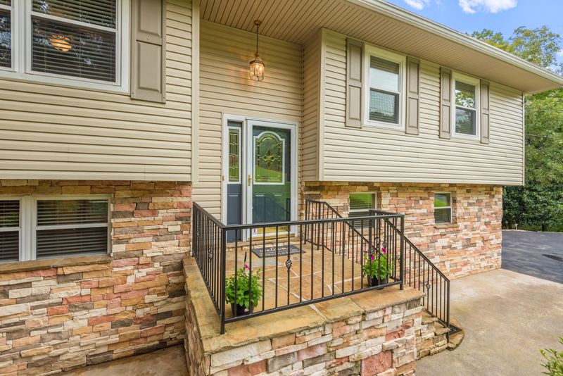2826 Rambling Rd, Maryville, TN 37801