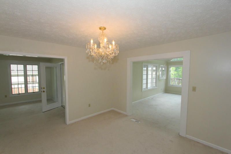 2826 Saint Charles Pl, Pigeon Forge, TN 37863