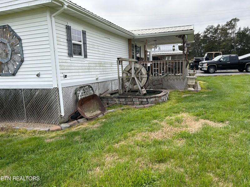 2827 Hickory Valley Rd, Maynardville, TN 37807