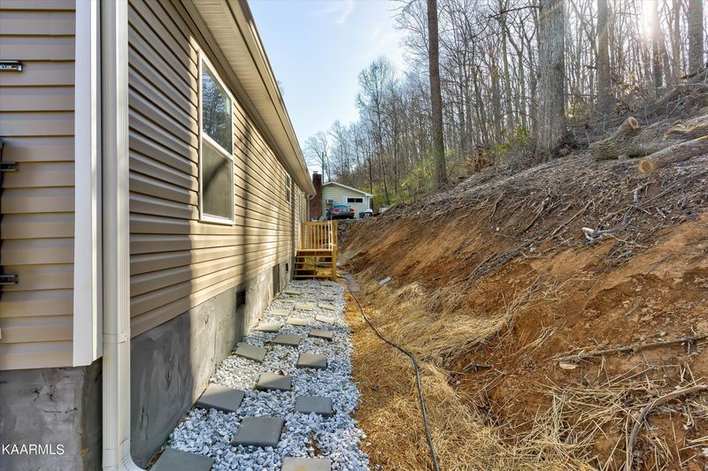 2828 Rifle Range Rd, Knoxville, TN 37918