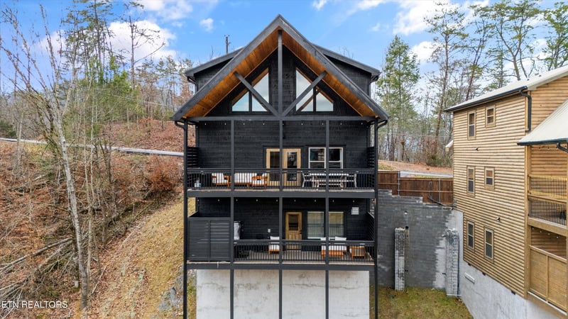 2828 Sequoia Rd, Pigeon Forge, TN 37863