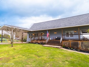 2829 Spruce Hill Rd, Louisville, TN 37777