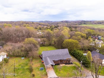 2829 Spruce Hill Rd, Louisville, TN 37777