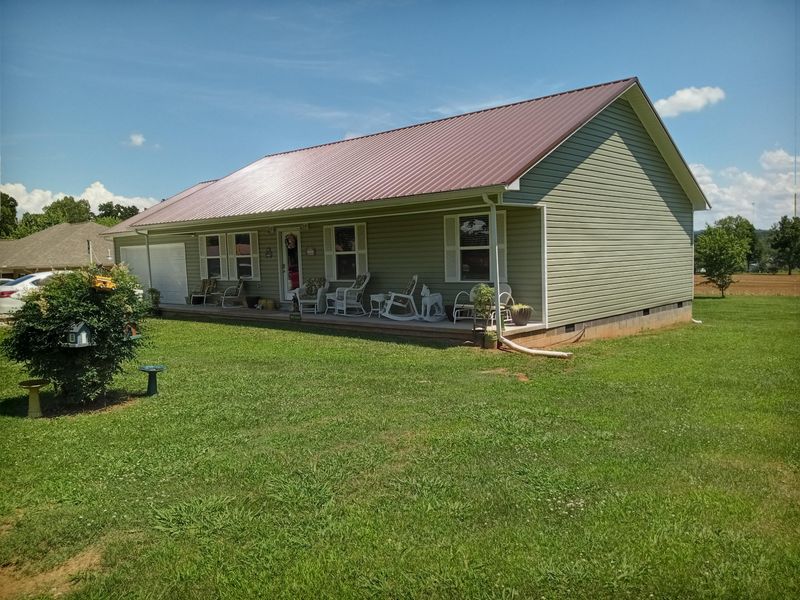 283 Isbill Rd, Madisonville, TN 37354