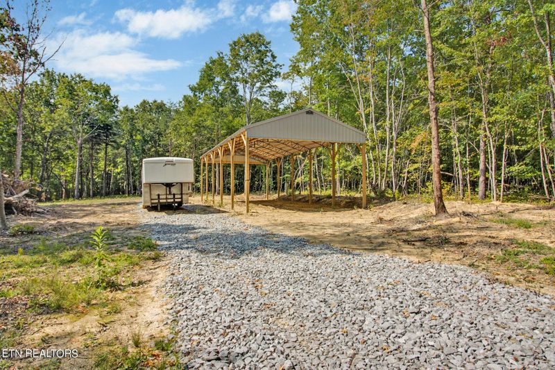 283 Rogers Rd, Crossville, TN 38571