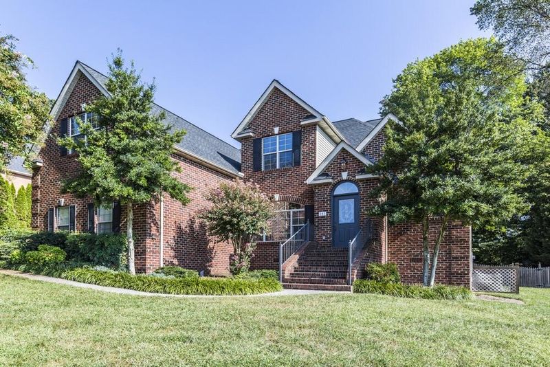 283 Windstone Blvd, Powell, TN 37849