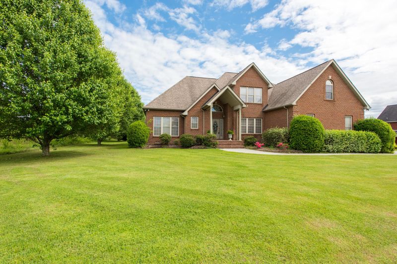 2830 E Emory Rd, Knoxville, TN 37938