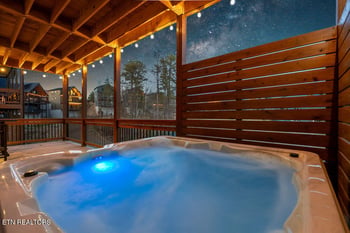 2832 Sequoia Rd, Pigeon Forge, TN 37863