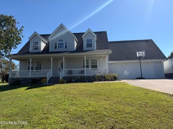2833 English Valley Ln, Sevierville, TN 37876