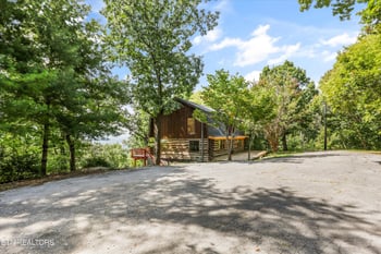 2834 Honeysuckle Tr, Rockford, TN 37853