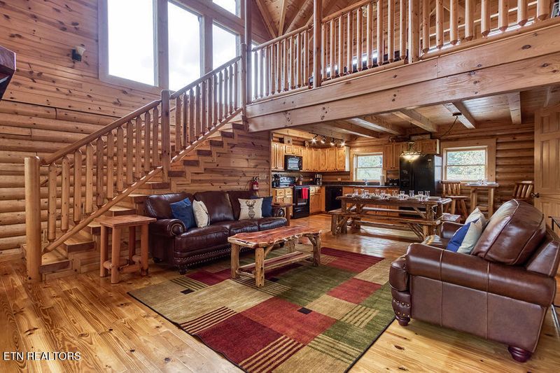 2835 Seth Rd, Pigeon Forge, TN 37863