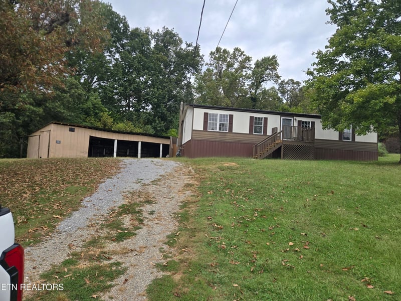 2836 Chesney Rd, Friendsville, TN 37737