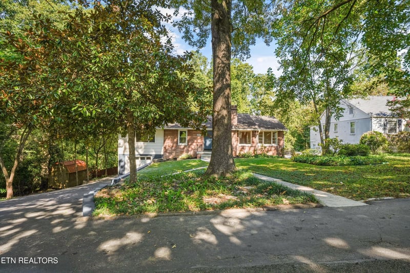 2837 Gaston Ave, Knoxville, TN 37917