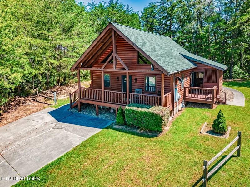 2838 Seth Rd, Pigeon Forge, TN 37863