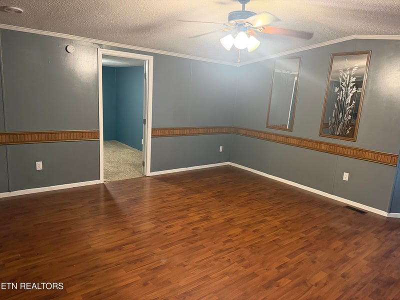 2839 W Old Topside Rd, Louisville, TN 37777