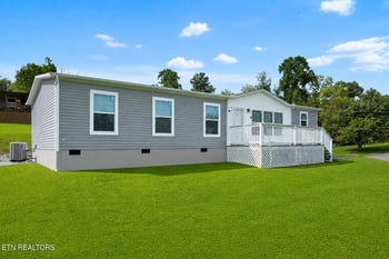 2840 Loveday Pl, Kodak, TN 37764