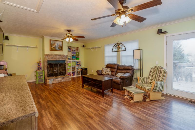 2841 Cansler Dr, Maryville, TN 37801