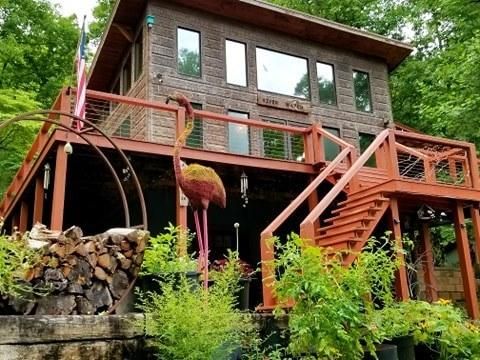2843 River Rd, Tellico Plains, TN 37385