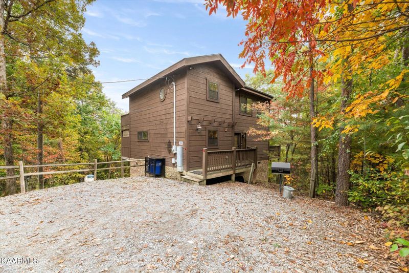 2845 Mountain View Cir, Sevierville, TN 37862