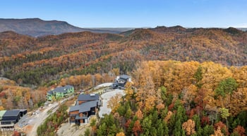 2848 Red Sky Dr, Sevierville, TN 37862