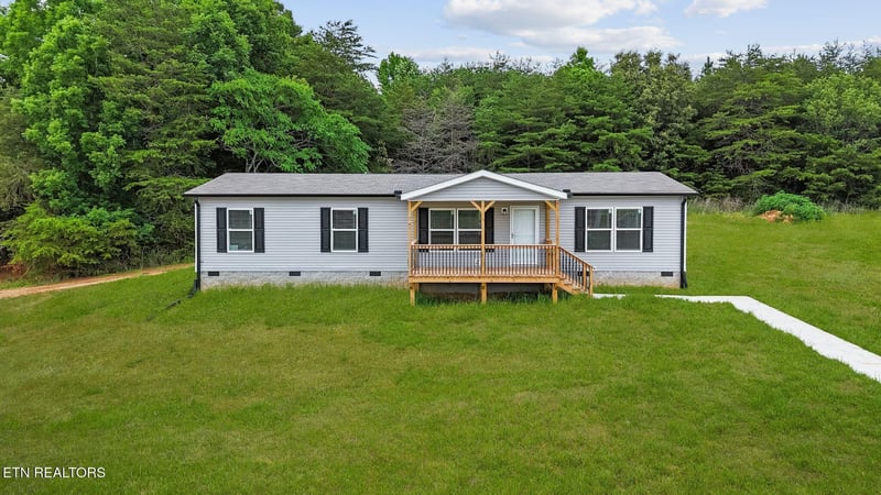 285 County Road 784a, Etowah, TN 37331