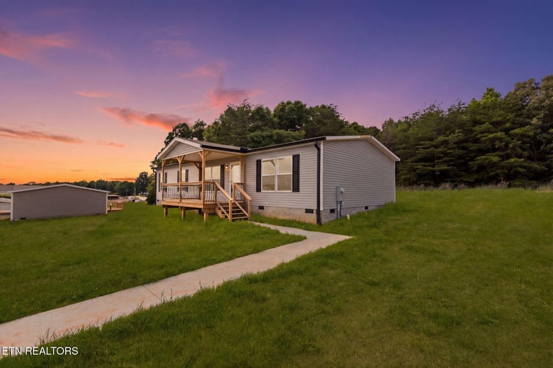 285 County Road 784a, Etowah, TN 37331