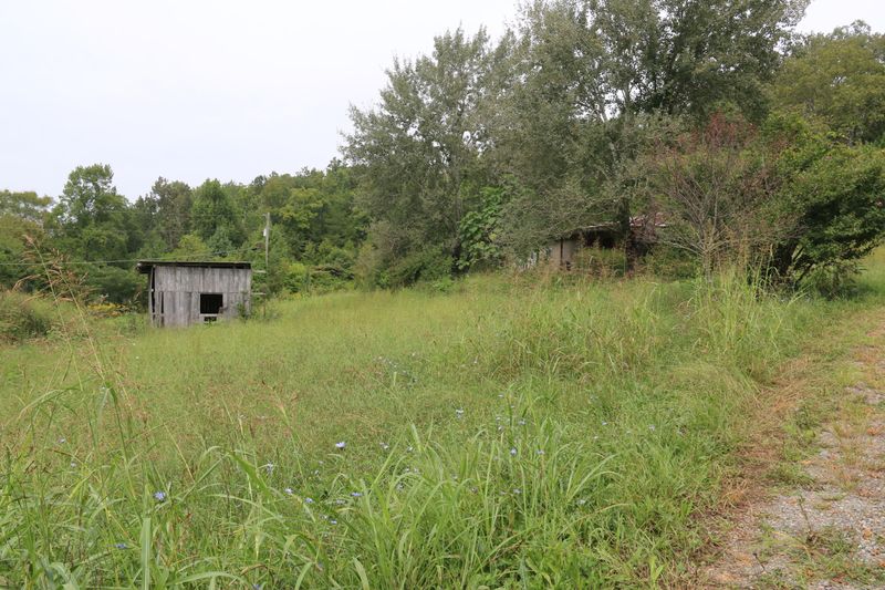 285 Dunn Rd, Tellico Plains, TN 37385