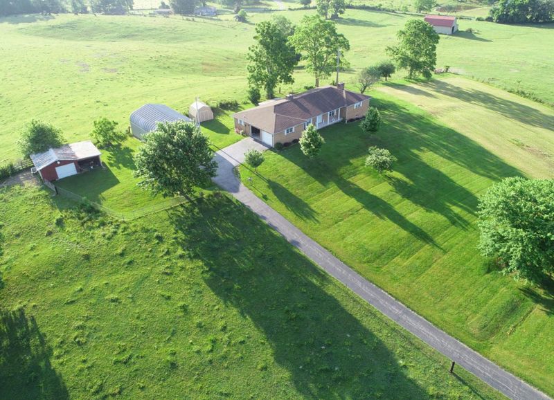 285 Dynatex Rd, Sunbright, TN 37872