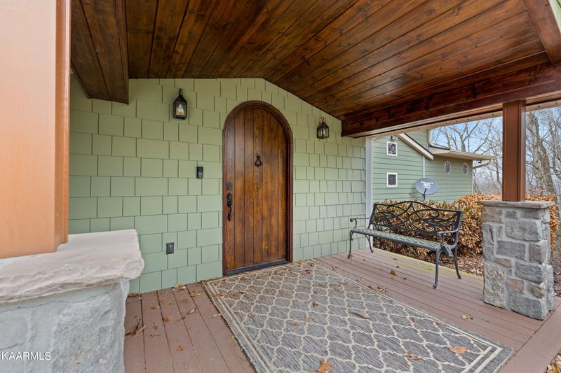 285 Woodside Ln, Sharps Chapel, TN 37866