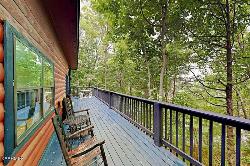 2851 Eagle Crest Way, Sevierville, TN 37876