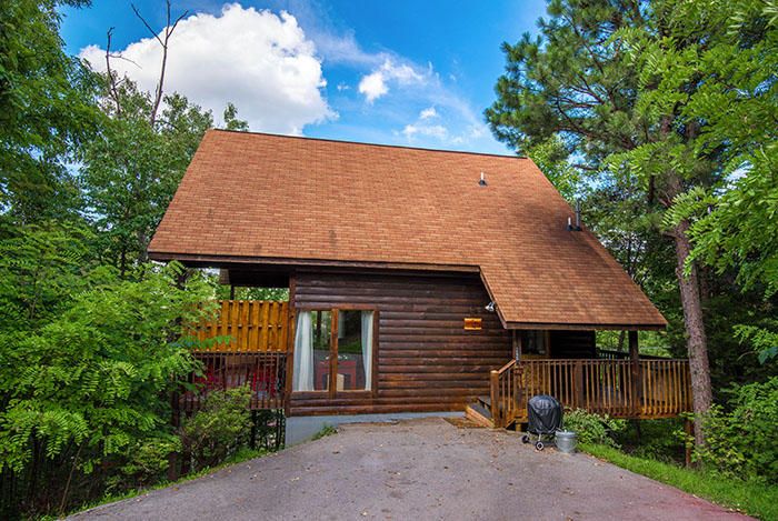 2851 Eagles Crest Way, Sevierville, TN 37876