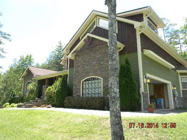 2851 Summit Trails Dr, Sevierville, TN 37862