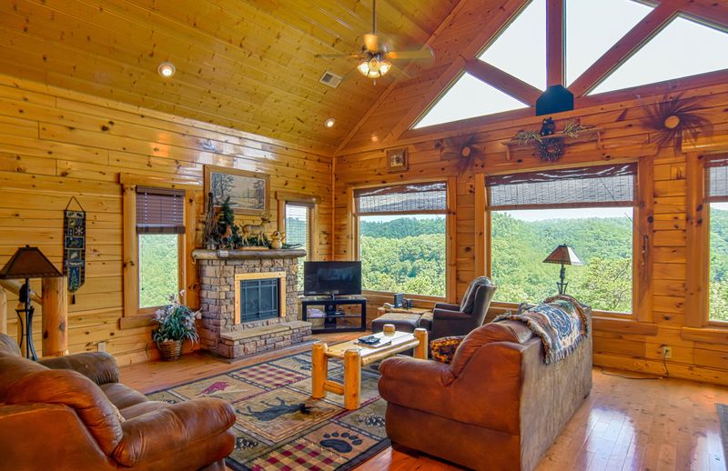 2852 White Oak Ridge Ln, Sevierville, TN 37862